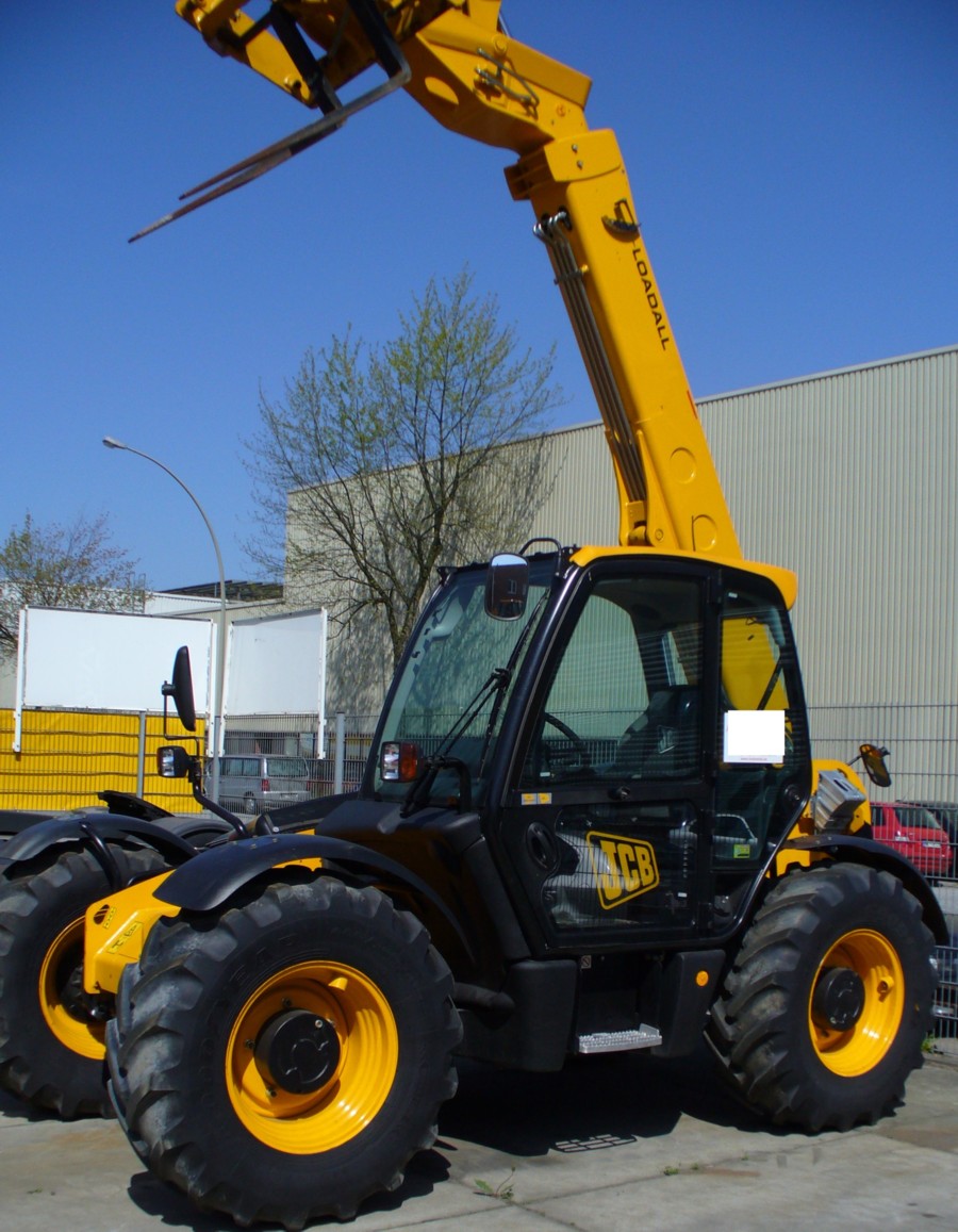 Teleskoplader Teleskopstapler telescopic loader carretilla telescopica cargador telescopico JCB 531-70.JPG